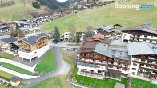 Bolodges Apartments by Alpin Rentals