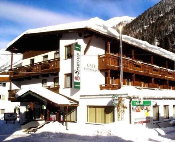 First Mountain Hotel Otztal