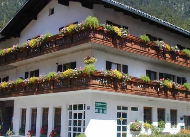 Haus Alpenrose Obertraun