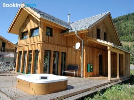 Holiday Home Sonneck mit Outdoor Jacuzzi