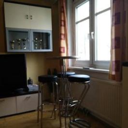 2 Room Apartment Near Schonbrunn