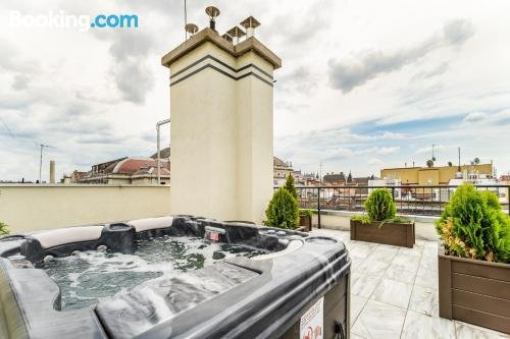 Jacuzzi Roofterrace Luxury over the Opera