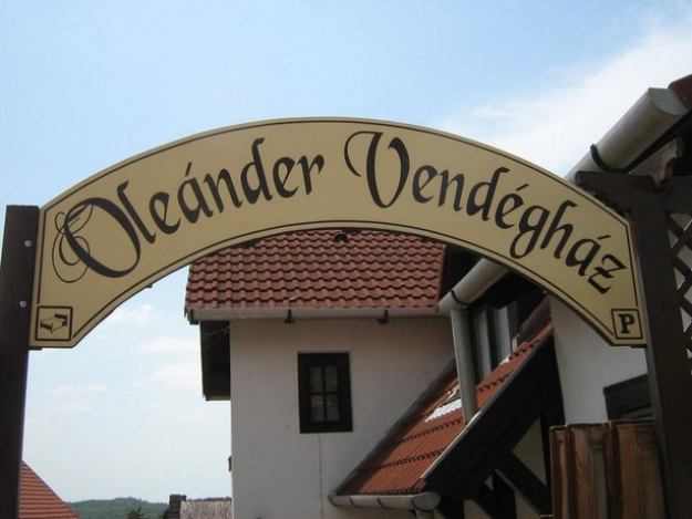 Oleander Vendeghaz