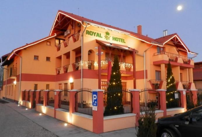 Royal Hotel Cserkeszolo