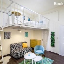 BpR Turquoise Simplicity Apartment